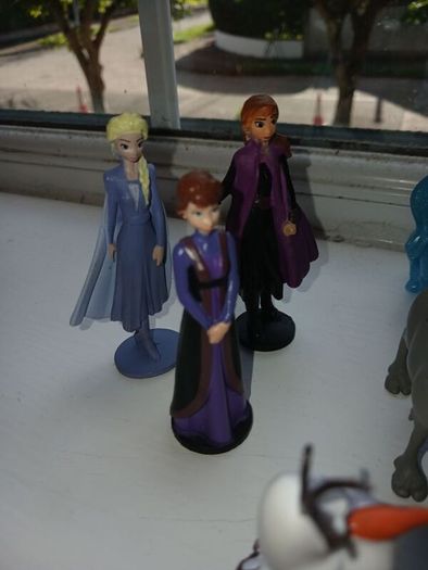 Disney Frozen Figures