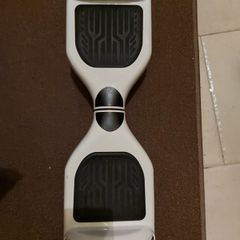 Bluetooth Hoverboard, has charge, working great, white, in excellent condition