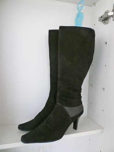VAN DAL Black Boots Suede Leather Knee High Boots. Uk 6 Eu 39. Immaculate
