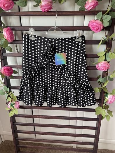 skirt Bnwt misguided black polka dot skirt size 12