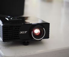 Acer K11 LED Projector