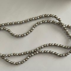 pearl necklace