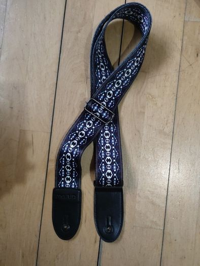 Guitar strap