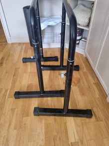 Adjustable and Compact Dip Bars