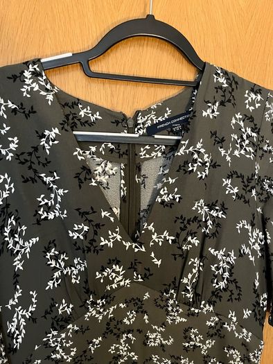 French Connection Dress . Size 8 . Great cond