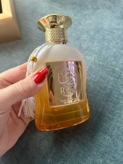 Womens Fragrance Paris Corner Rua