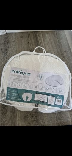 Nursing pillow