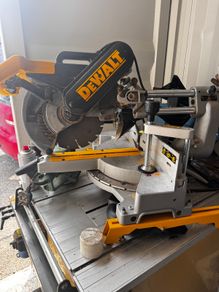 Dewalt Sliding Bevel  Chop Saw :