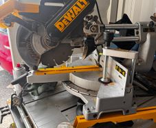 Dewalt Sliding Bevel  Chop Saw :