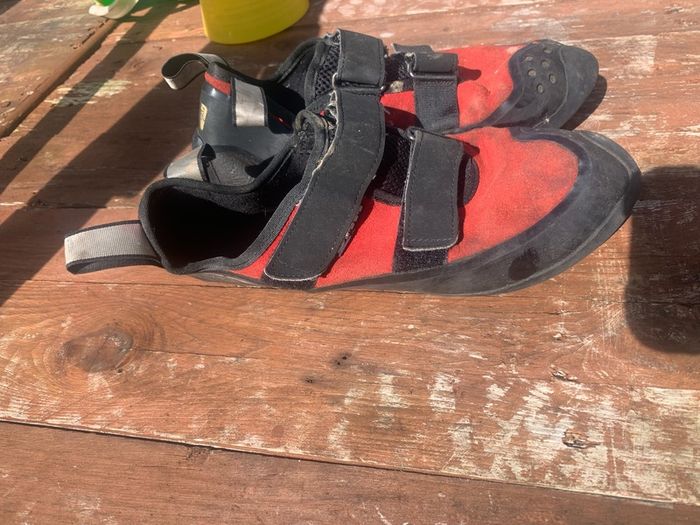 rock climbing shoes uk9