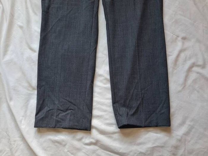 Meyer roma trousers Size 44/32 zip fly grey polyester In excellent condition