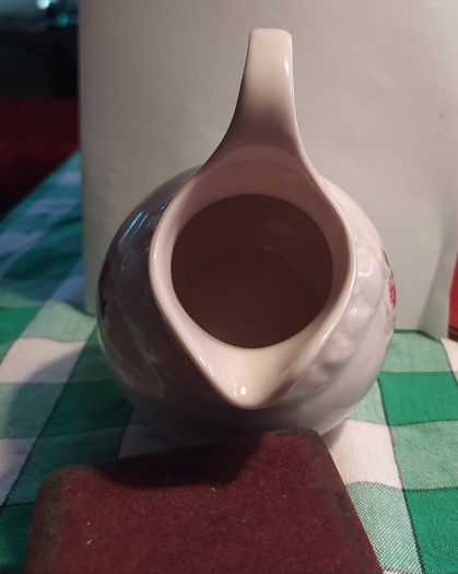 Hutschenreuter porcelain rose jug
