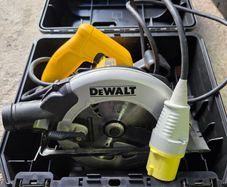 DeWalt DWE560 110v 185mm Circular Saw