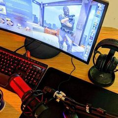 HyperX QuadCast Microphone (Perfect for Streaming/Gaming/Podcasting) Price: 85 euros