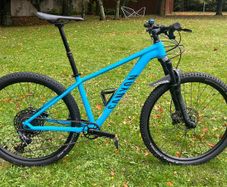 Canyon Grand Canyon 7 - Size S - Turquoise - Like New