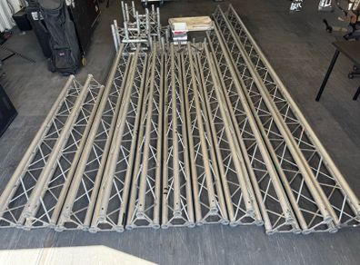 Stage truss system