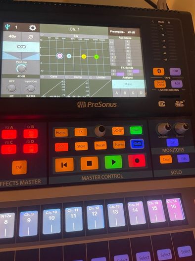 Presonus Studiolive Series 3 16/32 channel Mixer Motorised Faders