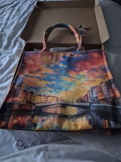 'Chic Tote'