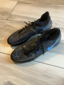 football boots - Nike Phantona Size 9