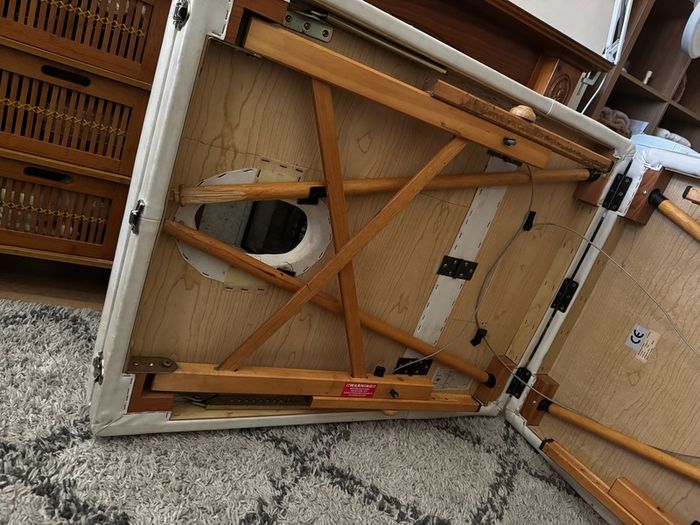 Massage/Beauty bed