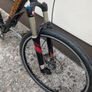Specialized large mountain bike - high spec components Image 6