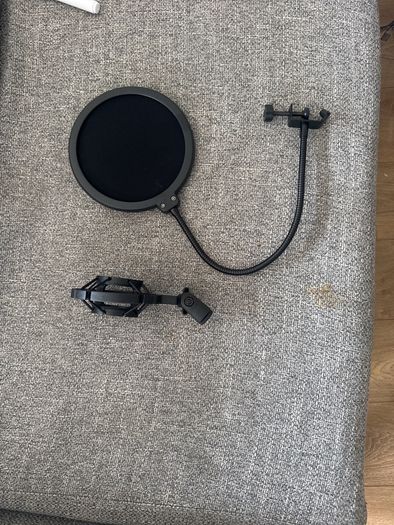 pop filter and mic holder