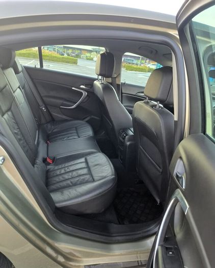 Vauxhall Insignia 2.0 cdti in excellent condition