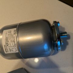 Expansion vessel