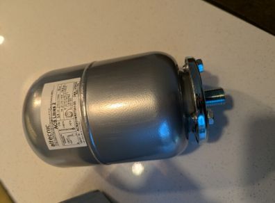 Expansion vessel