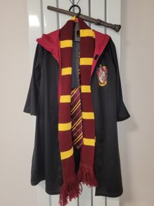 Halloween Costume - Official Harry Potter Hooded Cloak (Age 5-6) and wand