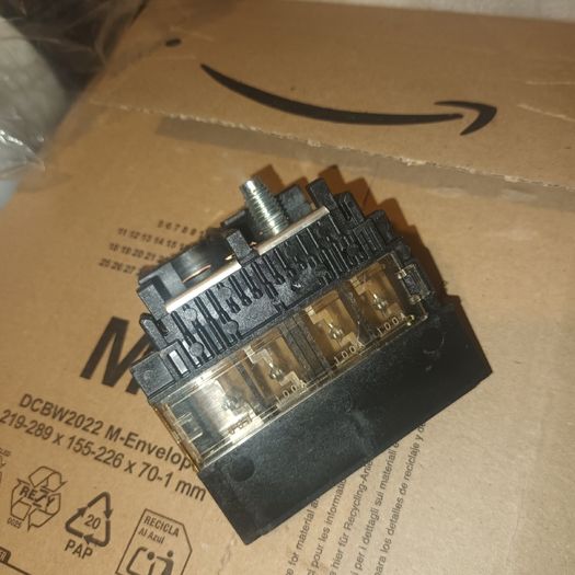 Car Battery connector