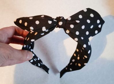 Black & White Head Band With Bow On Top.