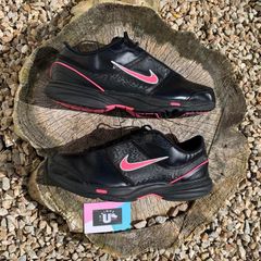 Chic Retro Lightweight Leather Nike