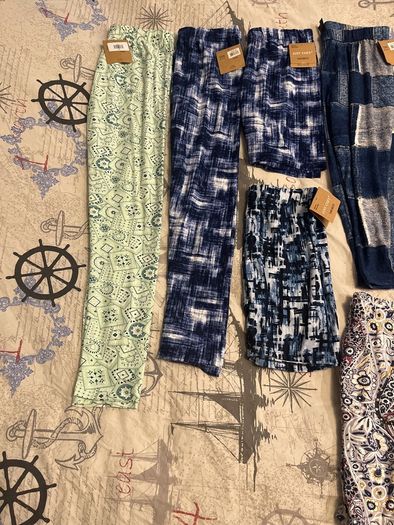 Brand new women's leggings Just Cozy