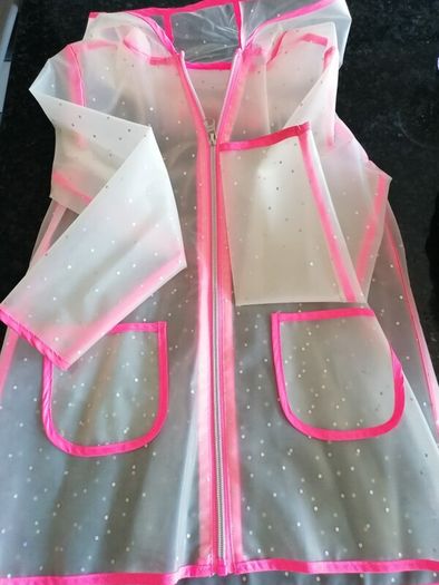 raincoat, 6-7yrs