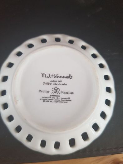 M J Hummel Miniature Bowl