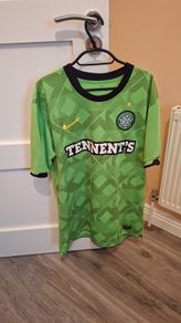 Celtic 2010-2011 Jersey,  Signed by Neil Lennon