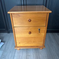 Filing cabinet / locker