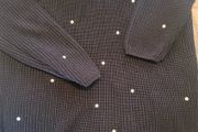 jumper black white spots