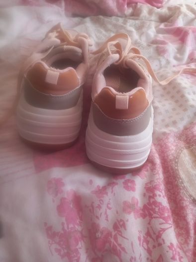 ladies shoes