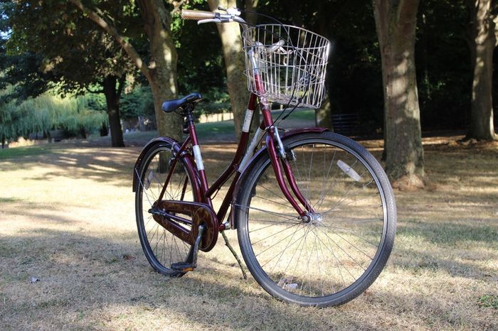 Ladies Bike Classic City Bike Small Frame 26 inch wheels