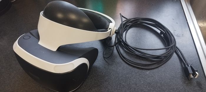 PSVR 1 and Accessories