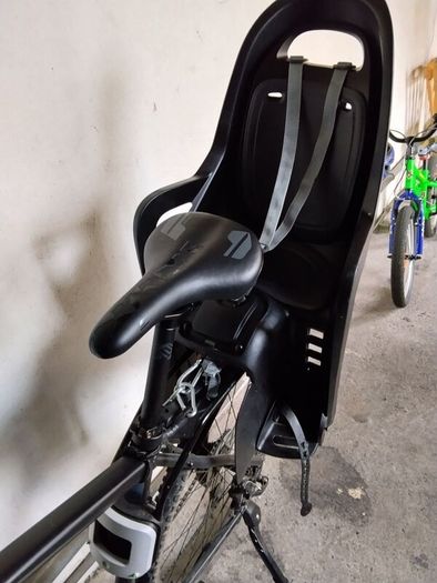 Men's Bike Carrera Crossfire 2 & kids seat & lock
