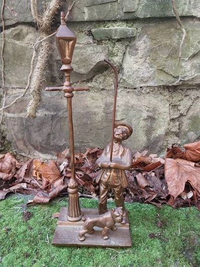Dublin Lamplighter Brass