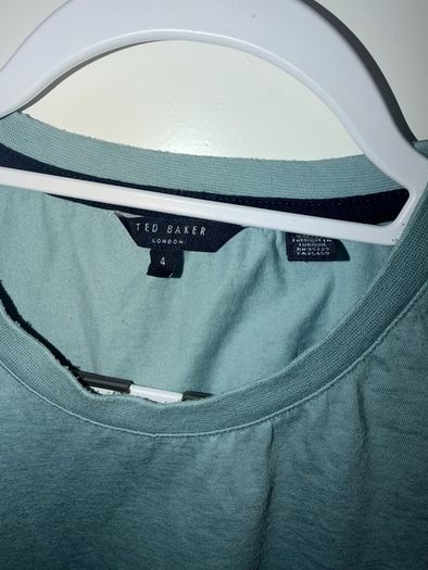 Ted Baker Men's Sage Green T-Shirt - Size 4 (Large)