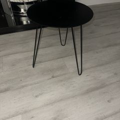Black lamp side table