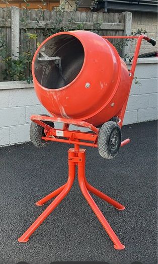 Cement mixer