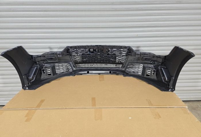 Complete front bumper for Audi A7 S7 4.5 15- 18 Facelift honey comb