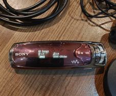 sony walkman nw-s703f digital music player