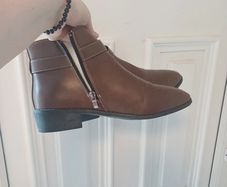 brown boots uk6